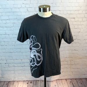District gray octopus short sleeve tee